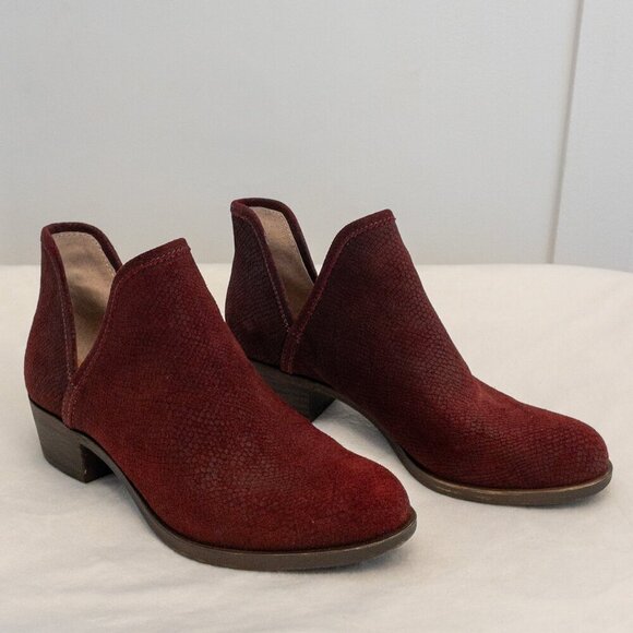 Lucky Brand Red Suede Ankle Booties – Size 6.5M Low Heel Western V-Cut - Picture 3 of 7
